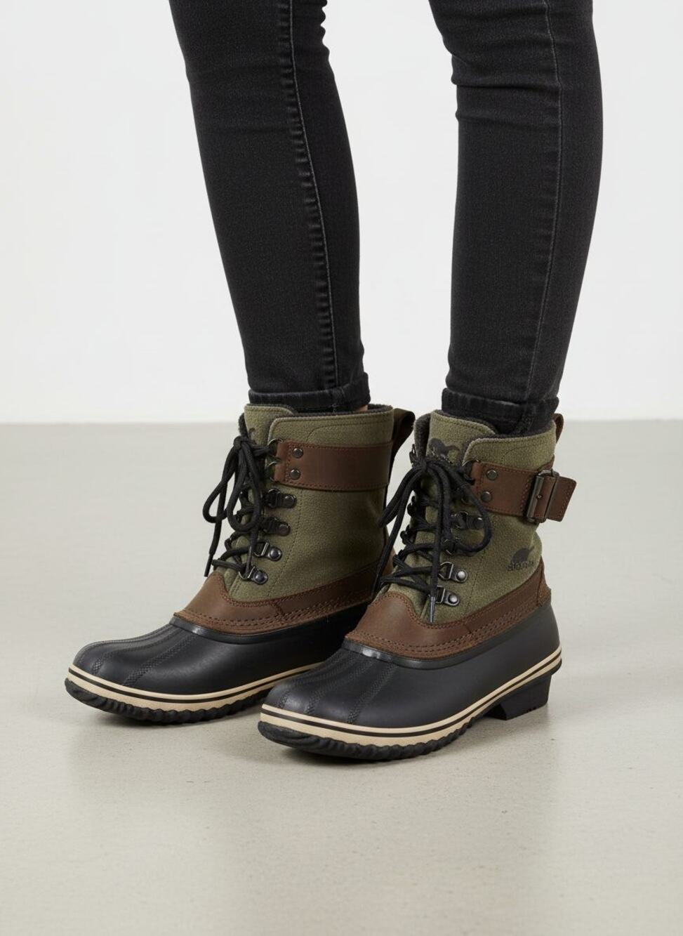 Sorel Winter Fancy Lace II Boot Size 8